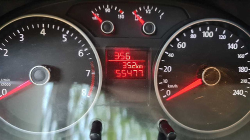 Volkswagen Voyage 2015 1.6 Msi Trendline Total Flex 4p