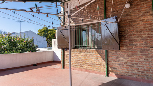 Venta Hermosa Casa Financia 7 Ambientes Temperley