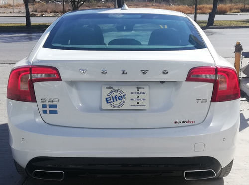 Volvo S-60