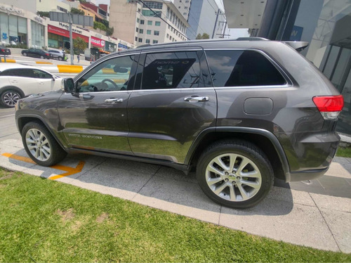 Imagen 6 de 12 de Jeep Grand Cherokee 2017 3.6 Limited Lujo 4x2 Mt