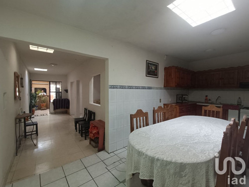 Renta Casa 3 Ambientes La Merced
