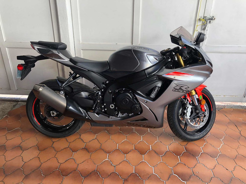 Imagen 8 de 10 de Suzuki Gsx-r 750