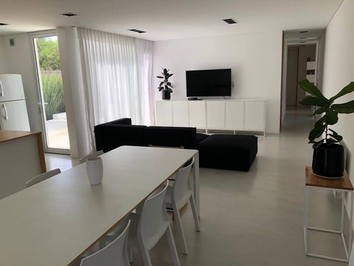 Imagen 10 de 19 de Casa - Los Cardales
