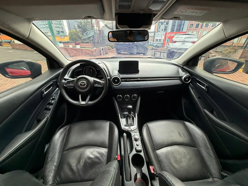Mazda 2 1.5 Grand Touring Lx Sedan