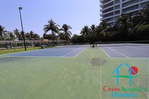 Cad Mayan Lakes 1-501. En Condominio Con Club De Playa. Terraza Con Vista A La Alberca Y Jardines