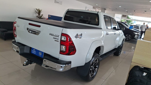 Toyota Hilux 2.8 Tdi Srx Plus Cab. Dupla 4X4 Aut. 4P