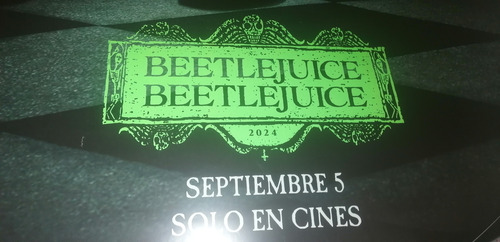 Pósters Beetle Juice 2 (Usado)