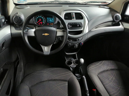 Imagen 4 de 13 de Chevrolet Beat 2018 1.2 Hb Lt Mt