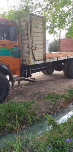 Ford Y Mercedes 1114 Ford 7000 Y Mercedes