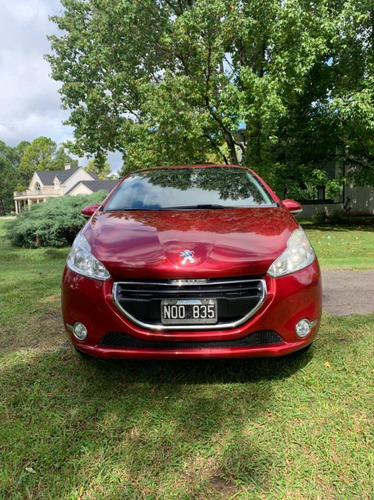 Peugeot 208 1.5 Allure Touchscreen