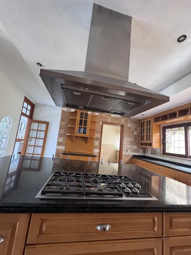 Exclusiva Residencia En Venta En La Rica Juriquilla