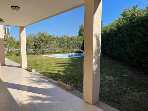 Imagen 4 de 15 de Venta De Casa En El Barrio La Horqueta De Echeverria