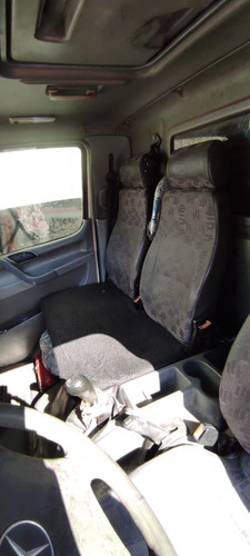 Imagem 6 de 11 de Mercedes-benz Accelo 715c