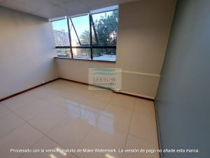 Viña Del Mar Arriendo Oficina Con Estacionamiento