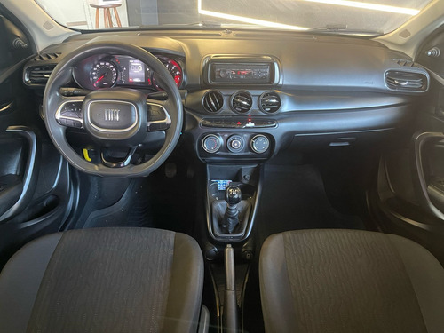 Fiat Cronos 1.0 Flex 4p