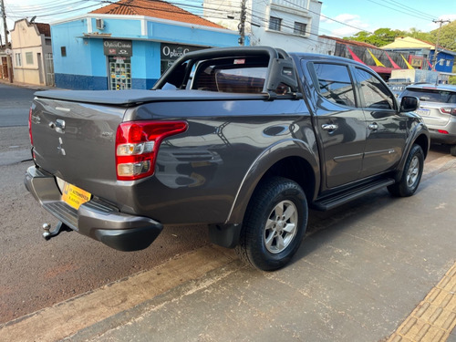 Imagem 4 de 15 de Mitsubishi L200 Triton Sport Hpe 2.4 Marrom 2018