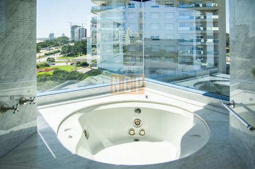 Imagen 16 de 30 de Hermoso Departamento En Venta De 3 Dormitorios.