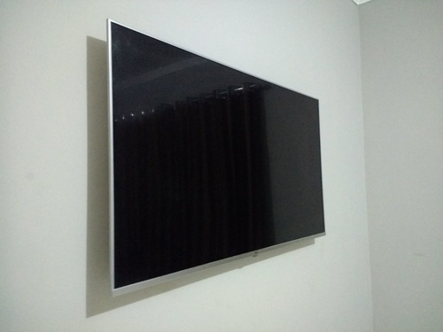 Tv, Smartv 4k, 50' Sem Toshiba Tcl, Display Queimado.