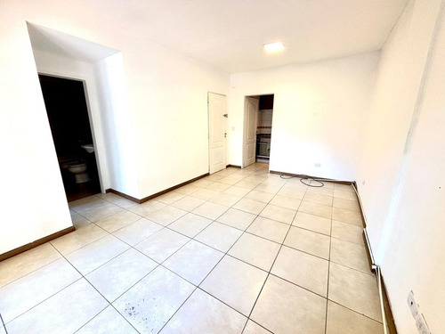 Venta Dpto 2 Amb Morón Excelente Zona