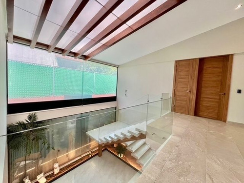 Casa Remodelada En Bosque De Granados