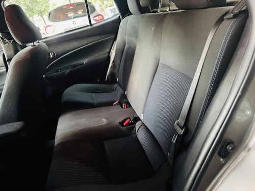 Toyota Yaris 1.3 16V FLEX XL LIVE MULTIDRIVE