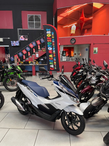 Imagem 8 de 10 de Honda Pcx Sport Abs 2022