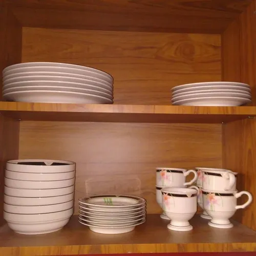 Vajilla De Loza Coreana (Usado)