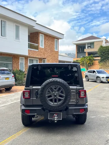 Jeep Wrangler 2.0 Sport Awd