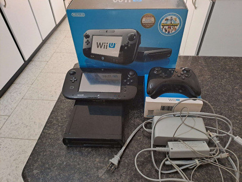 Wii U + Pro Controller + 9 Juegos