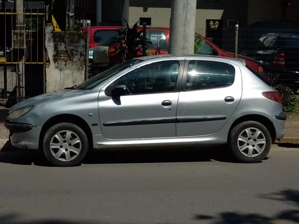 Peugeot 206 1.0 16v Selection 5p