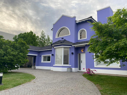 Casa - Barrio La Concepción - Lujan. Oportunidad Excelente Propiedad