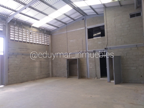 Imagen 1 de 5 de Galpón En Venta Cagua- Centro 0412-872.45+45