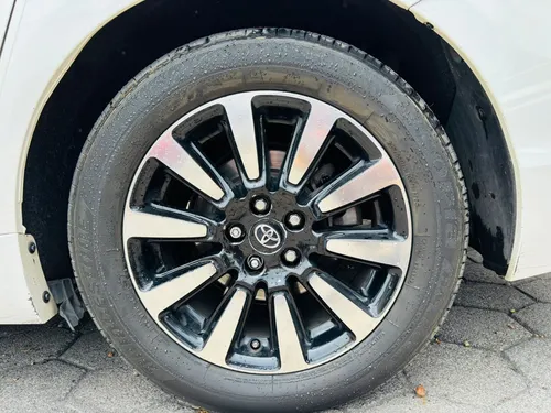 Toyota Sienna 3.5 Limited V6 At