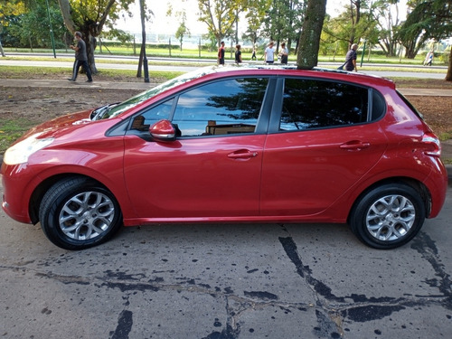Peugeot 208 1.6 Allure 2014
