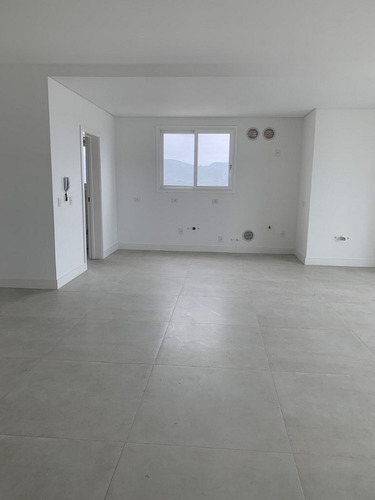 Imagem 6 de 18 de Excelente Apartamento No Centro De Balneário Camboriú, Ótima Localização. - Ap00892 - 34215009