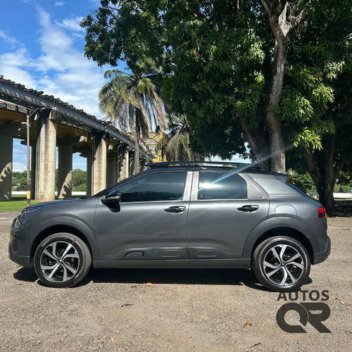 Citroën C4 Cactus 1.6 Shine Turbo Aut