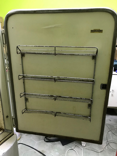Refrigerador Antiguo Friem De Los 40's Vintage (Usado)