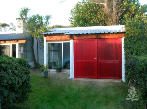 Casa En Brava, 3 Dormitorios *- Ref: 28750