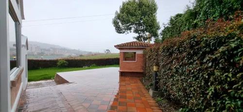 Apartamento En Venta En Santa Helena. Cod V12784