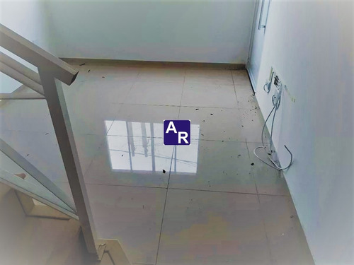 Imagem 3 de 15 de Casa Em Condomínio Fechado Em Cotia De 2 Dormitórios 3 Vagas, Com Playground E Quadra Poliesportiva. - Cc00021 - 33973368