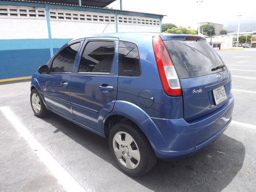 Imagen 4 de 9 de Ford Fiesta