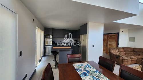 Venta De Casa En Condominio Con 4 Dorm. En Pucón