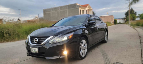 Imagen 1 de 15 de Nissan Altima 2017 3.5 Exclusive Cvt