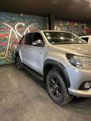 Toyota Hilux 2.8 Cd Srv Pack 177cv 4x2 2016