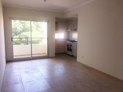 Imagen 4 de 11 de Dpto 2 Ambientes