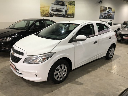 Chevrolet Onix Onix 1.0 MPFI LS 8V FLEX 4P MANUAL