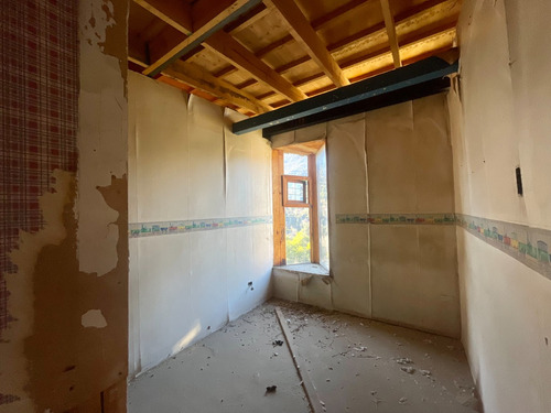 Amplia Parcela En El Arrayán Con Casa Por Terminar En Oferta
