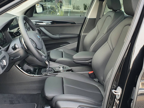 Imagen 8 de 11 de Bmw X1 20i Sport Okm 2022 - No Audi Q2 Ni Audi Q3 Ni Gla 200
