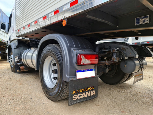 Scania P340 Ano 2010 Toco 4x2 = 19330 2035 Iveco410