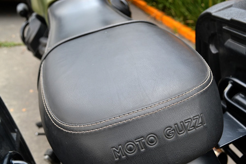 Imagen 8 de 15 de Espectacular Motocicleta A La Venta. Marca Guzzi, Modelo V7